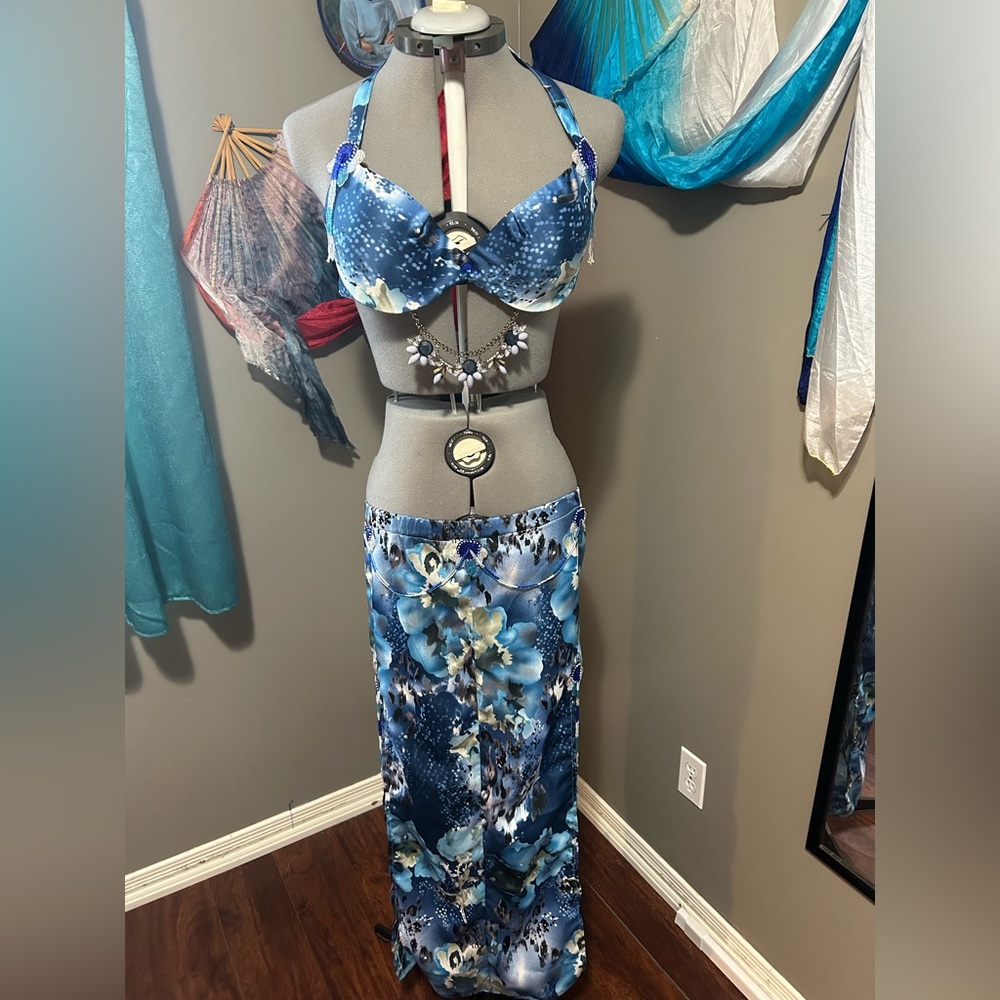 Hand Made One of A Kind Belly Dance Costume. 34B 34 inch hip